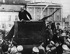 Lenin Trotsky 1920 05 20 Sverdlov Square highlight